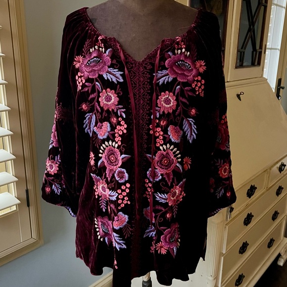 Johnny Was Tops - Johnny Was Marcella Burgundy Silk Velvet 3/4 Sleeve Peasant Style Top, S